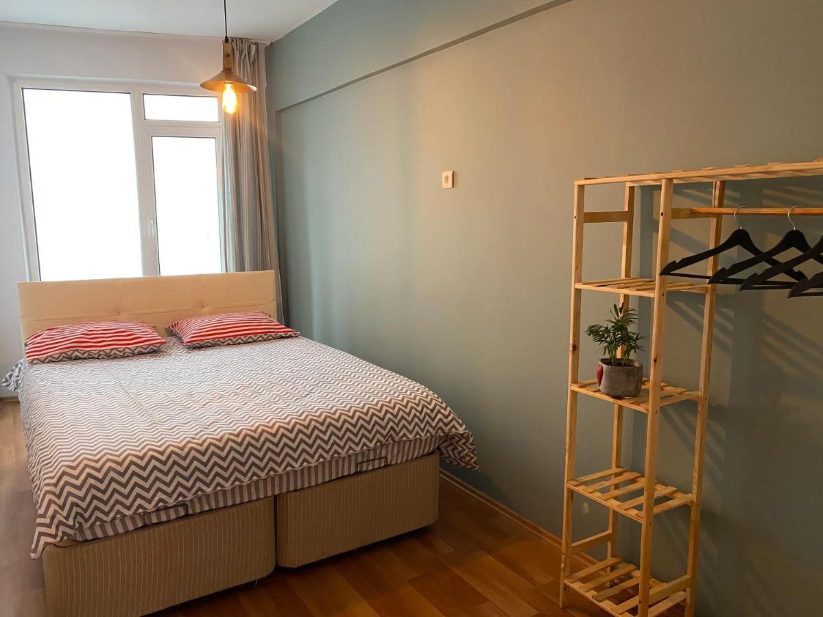 Comfortable House In Uskudar Istanbul Turkey Apartment Exterior photo